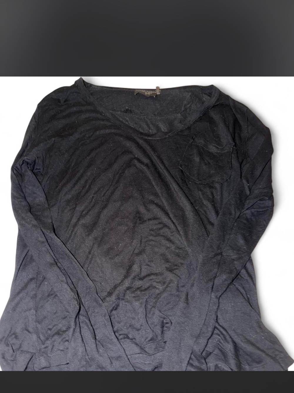 Dress Forum Black Long-Sleeve Scoop Neck Pocket Tee
